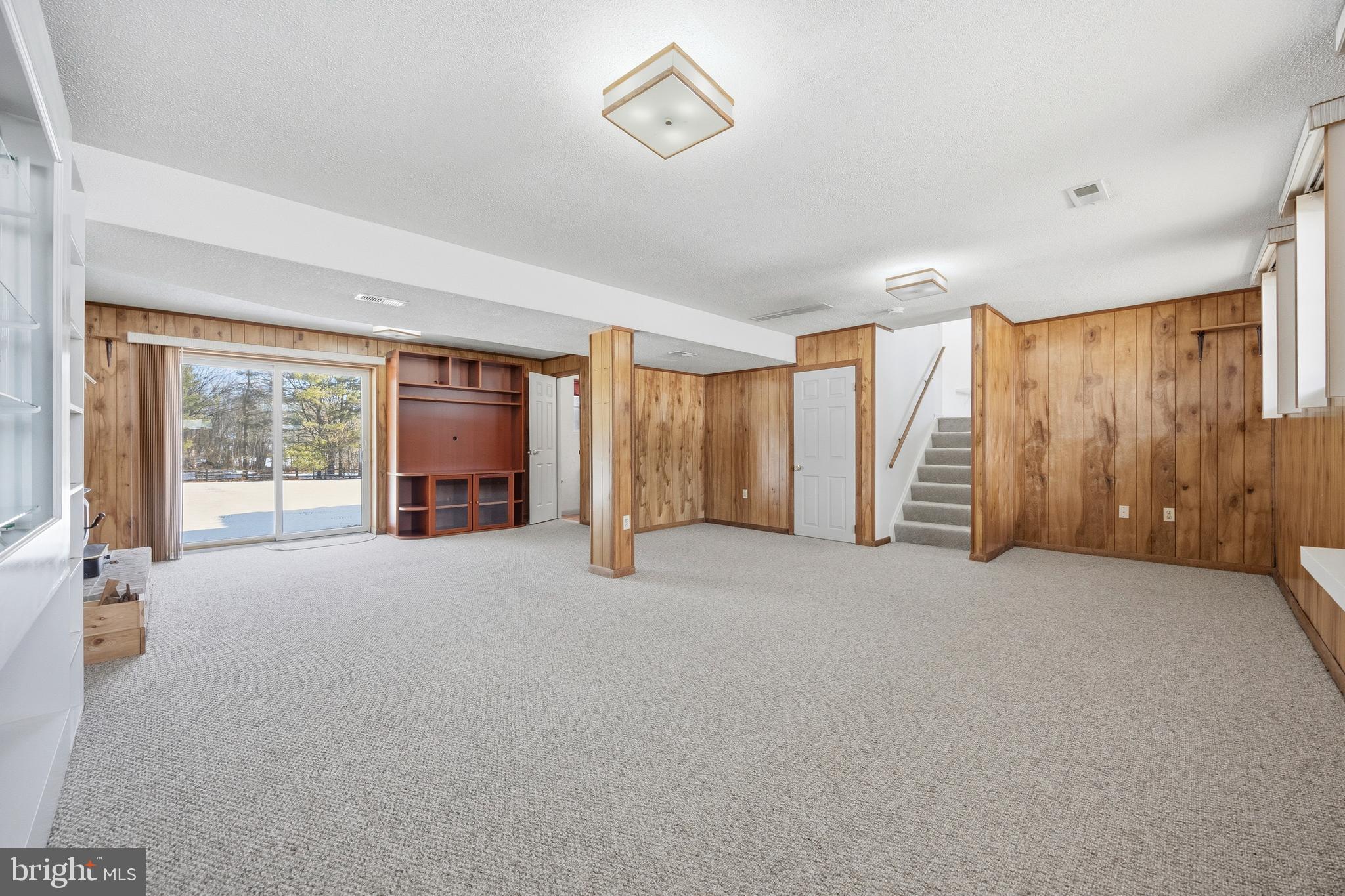 BRADDOCK MANOR - Residential