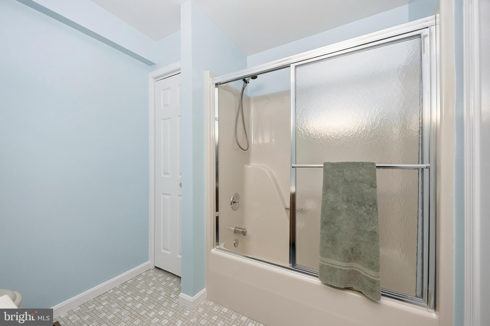 BRADDOCK MANOR - Residential