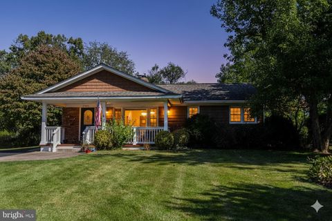 7909 FAIRFAX ROAD ALEXANDRIA VA 22308