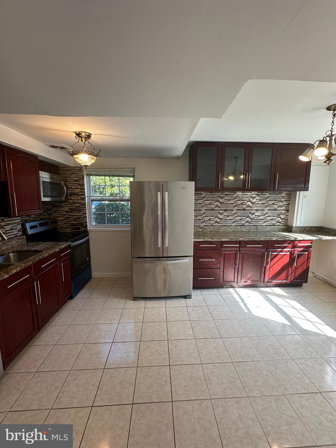 TERRACE TOWNE HOMES OF WOODLAWN - Residential Lease