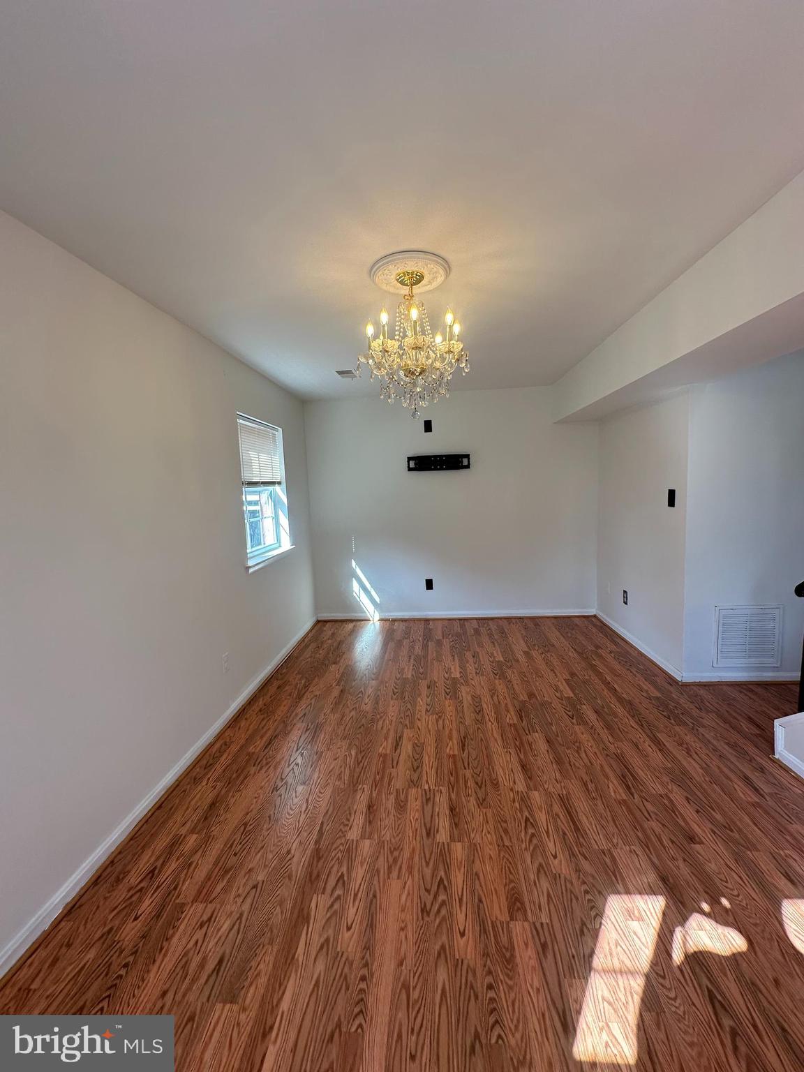 TERRACE TOWNE HOMES OF WOODLAWN - Residential Lease