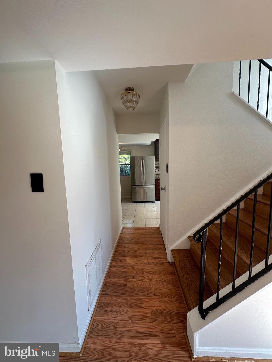 TERRACE TOWNE HOMES OF WOODLAWN - Residential Lease