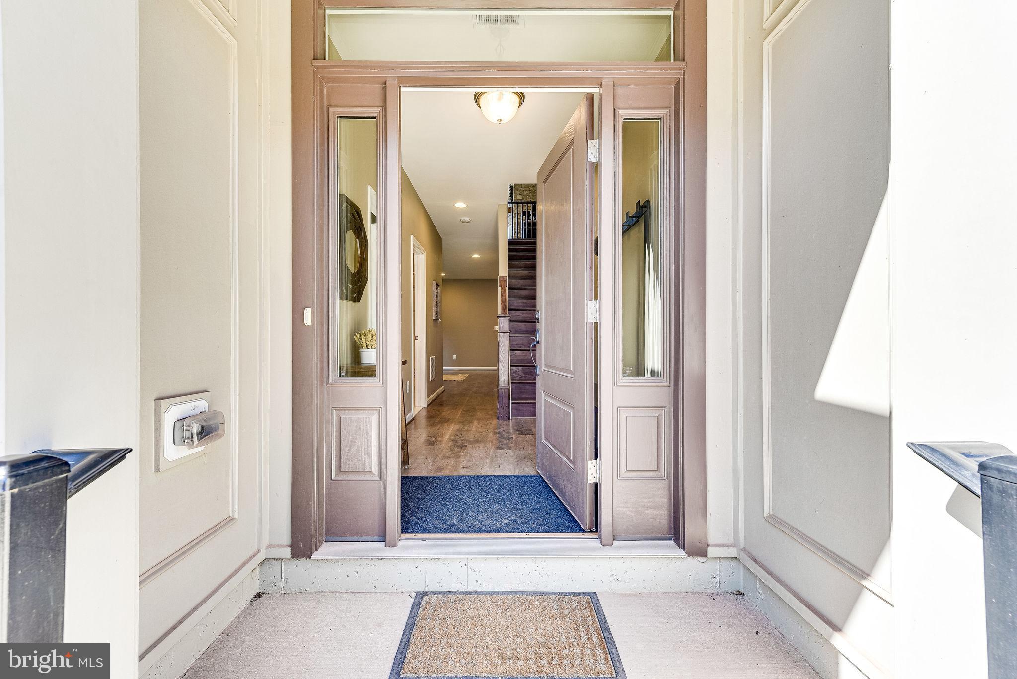 ONE LOUDOUN - Residential