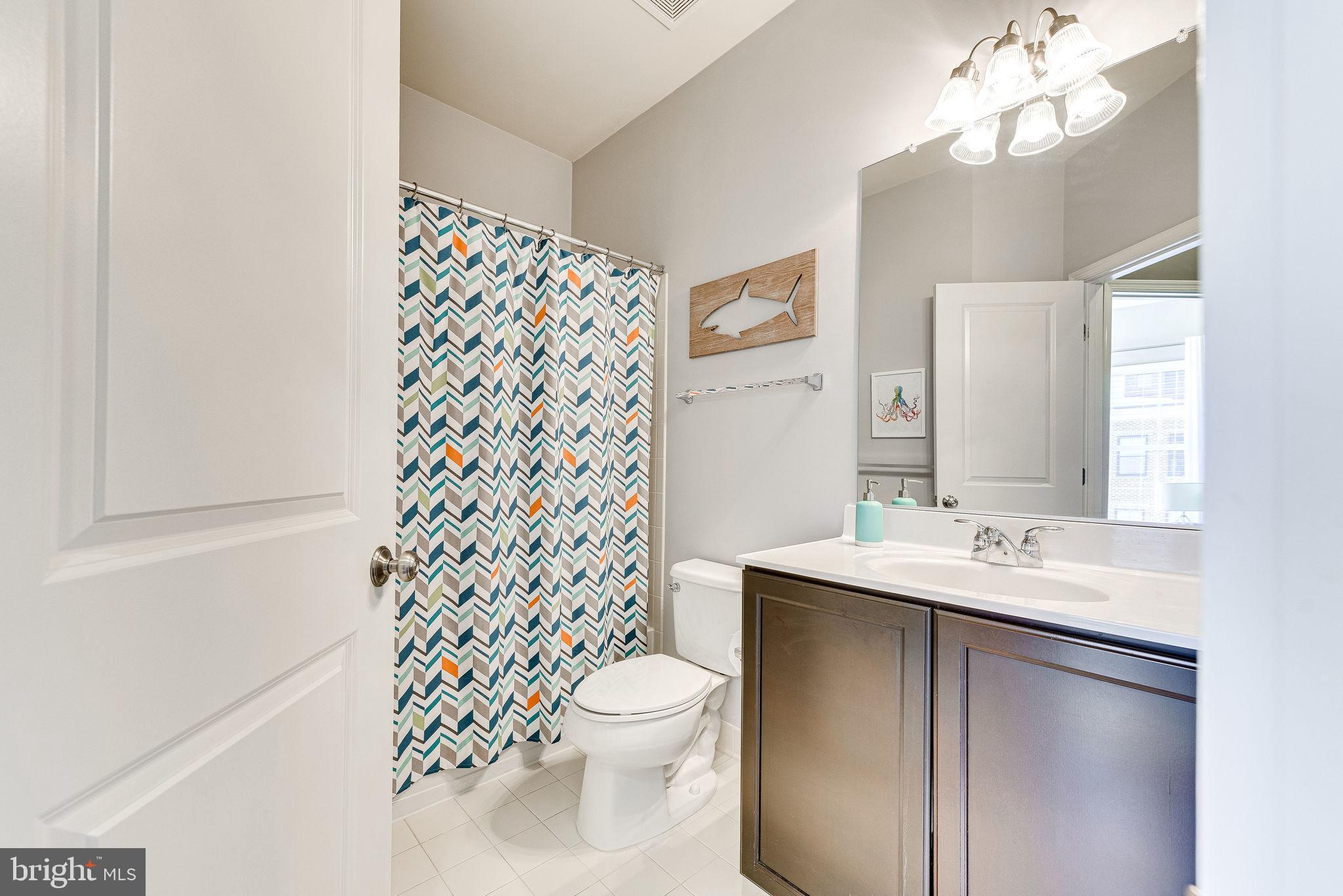 ONE LOUDOUN - Residential