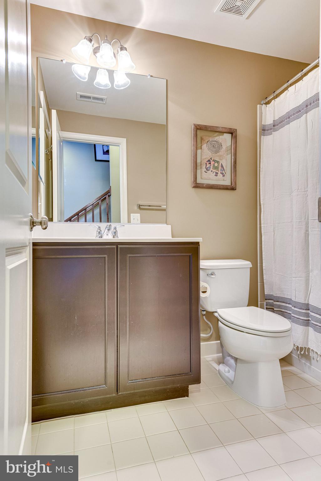 ONE LOUDOUN - Residential