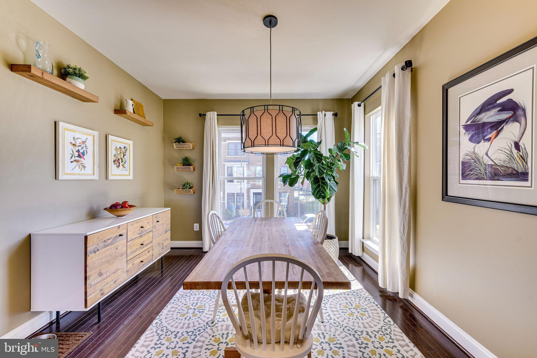 ONE LOUDOUN - Residential