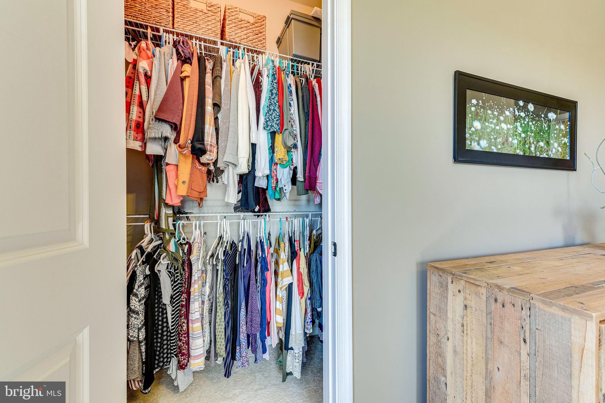 ONE LOUDOUN - Residential