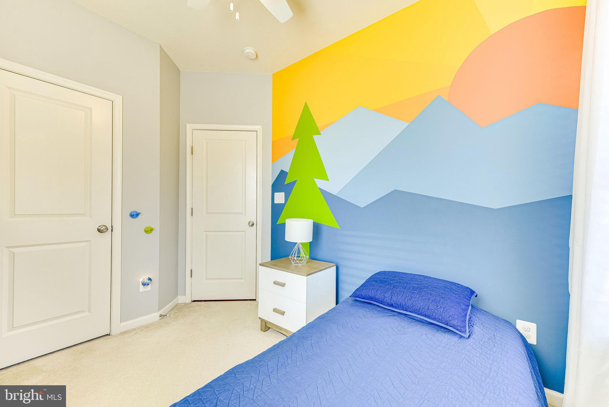 ONE LOUDOUN - Residential