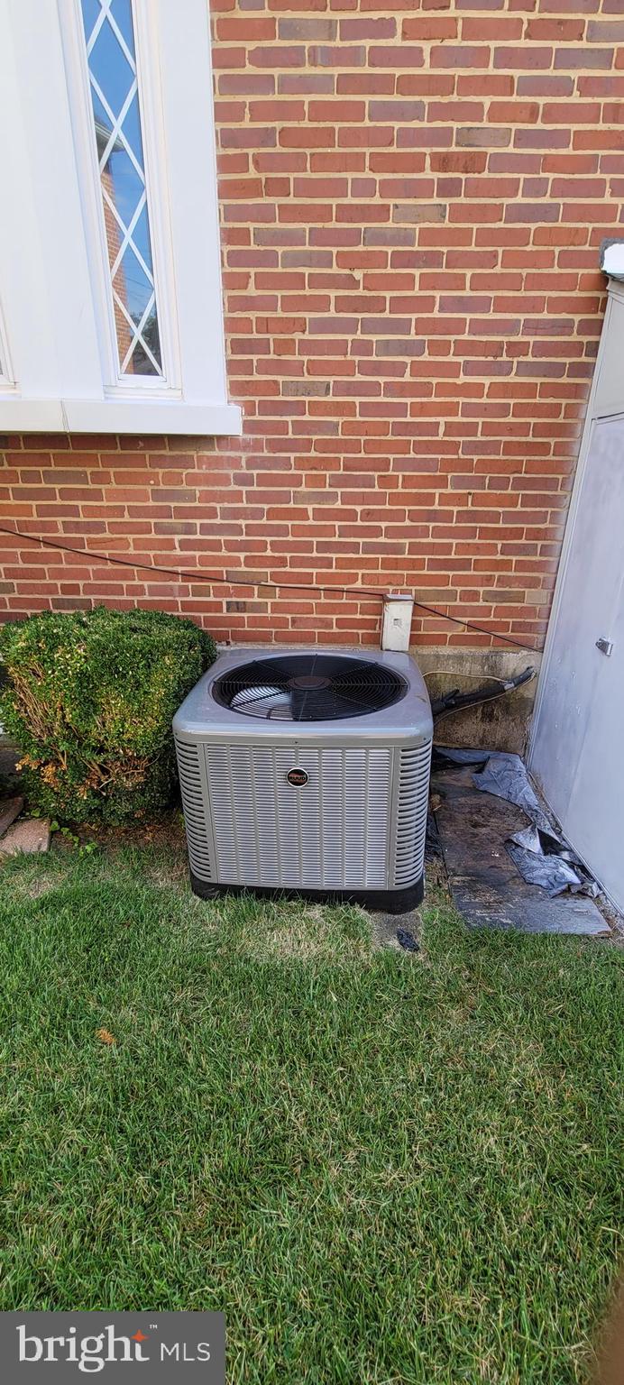 BALTIMORE EAST - SOUTH CLIFTON PARK HIST. DISTRICT - Residential