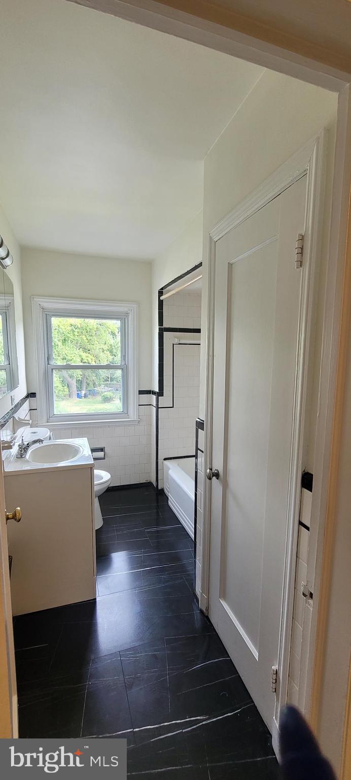 BALTIMORE EAST - SOUTH CLIFTON PARK HIST. DISTRICT - Residential