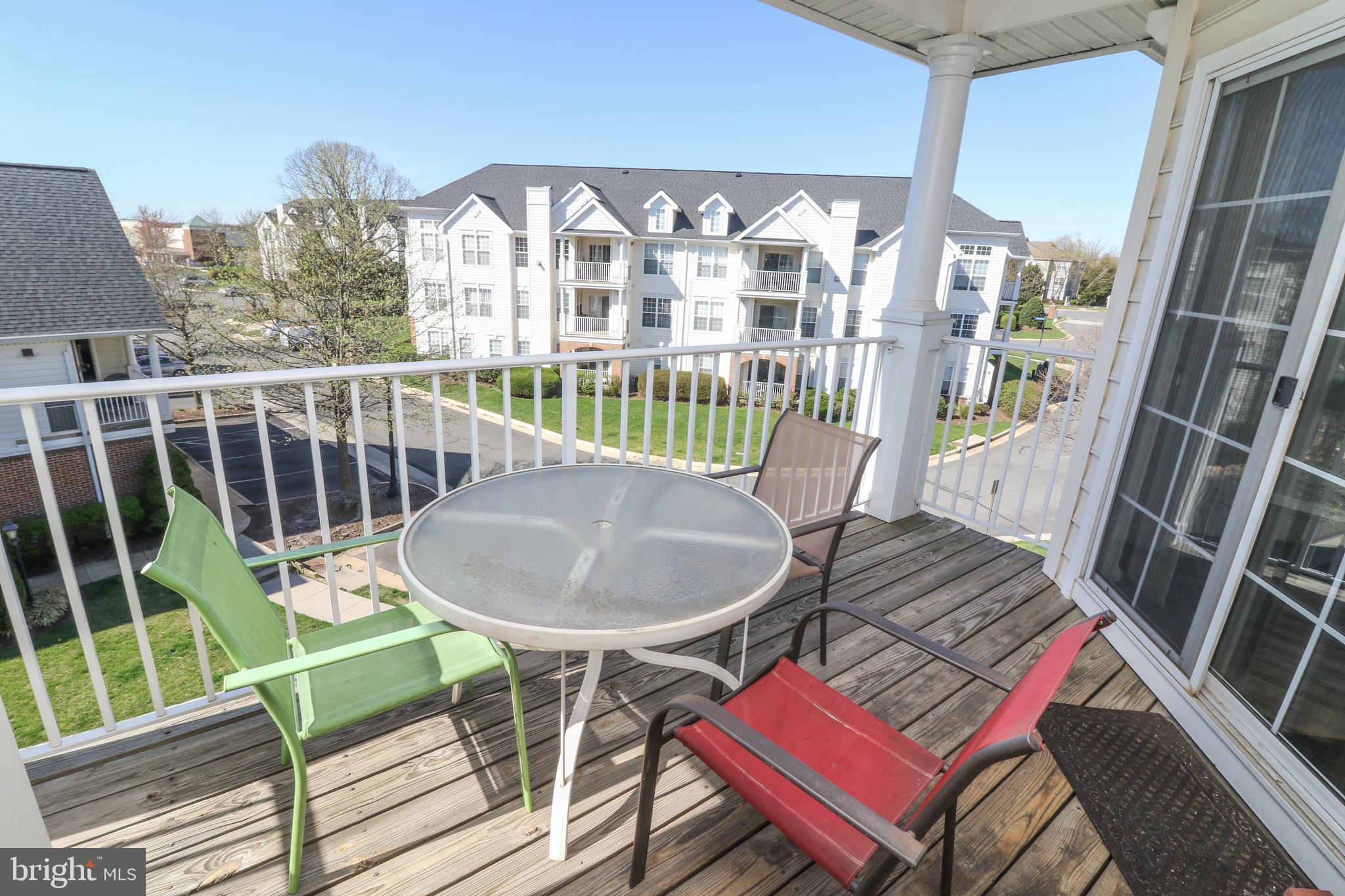 SOUTH RIDING - Residential