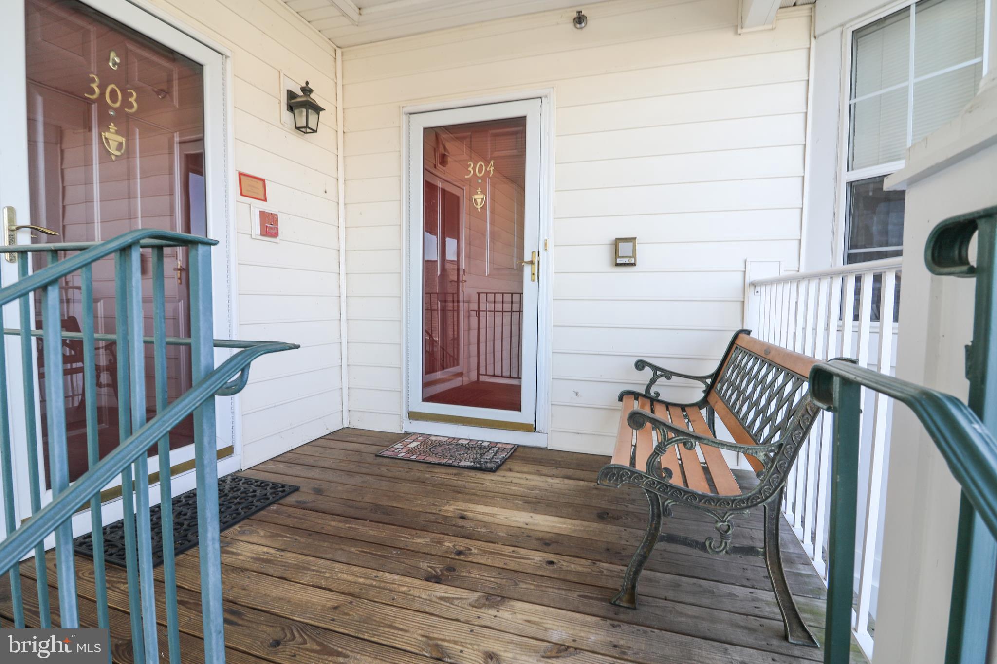 SOUTH RIDING - Residential