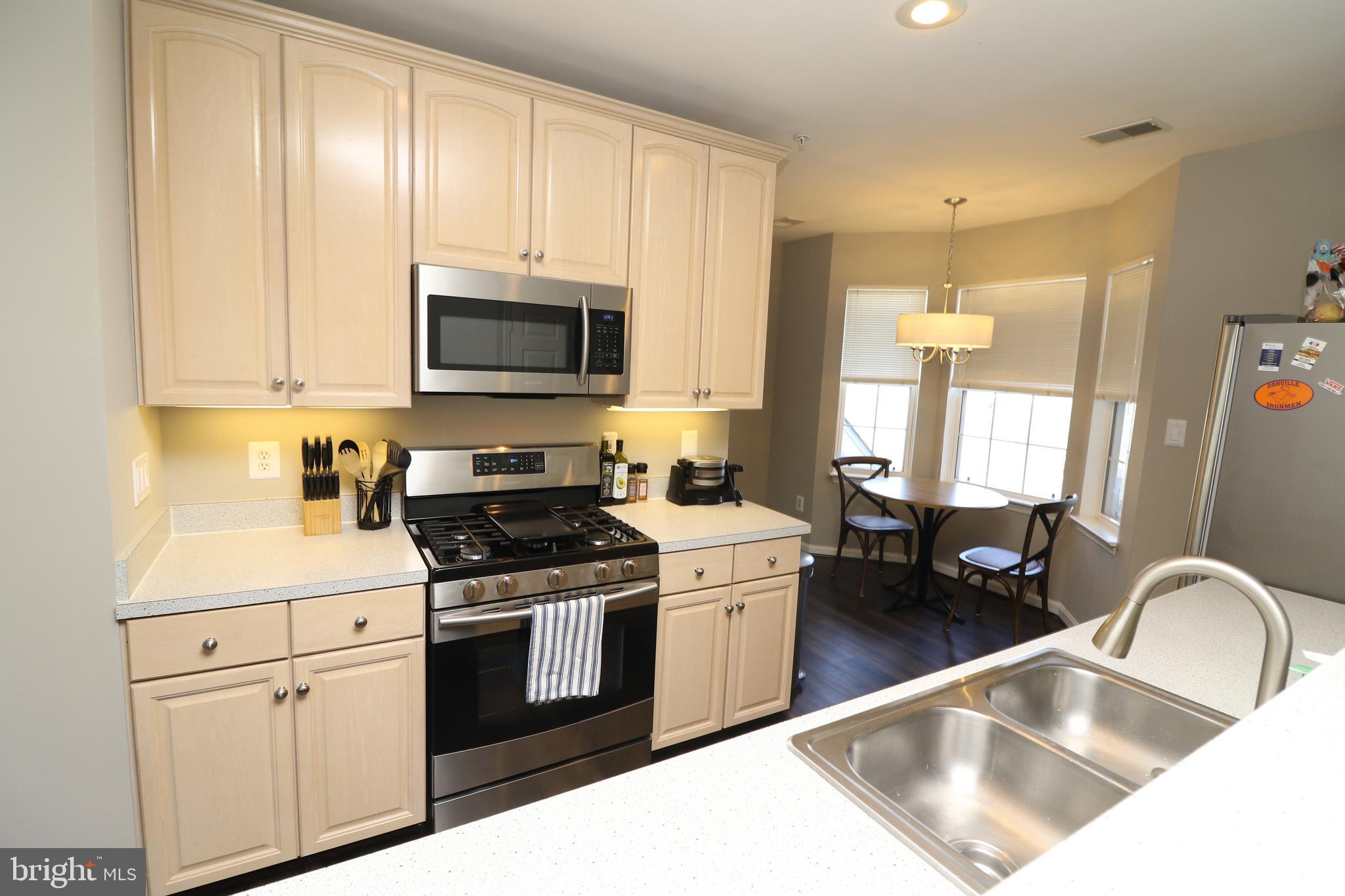 SOUTH RIDING - Residential