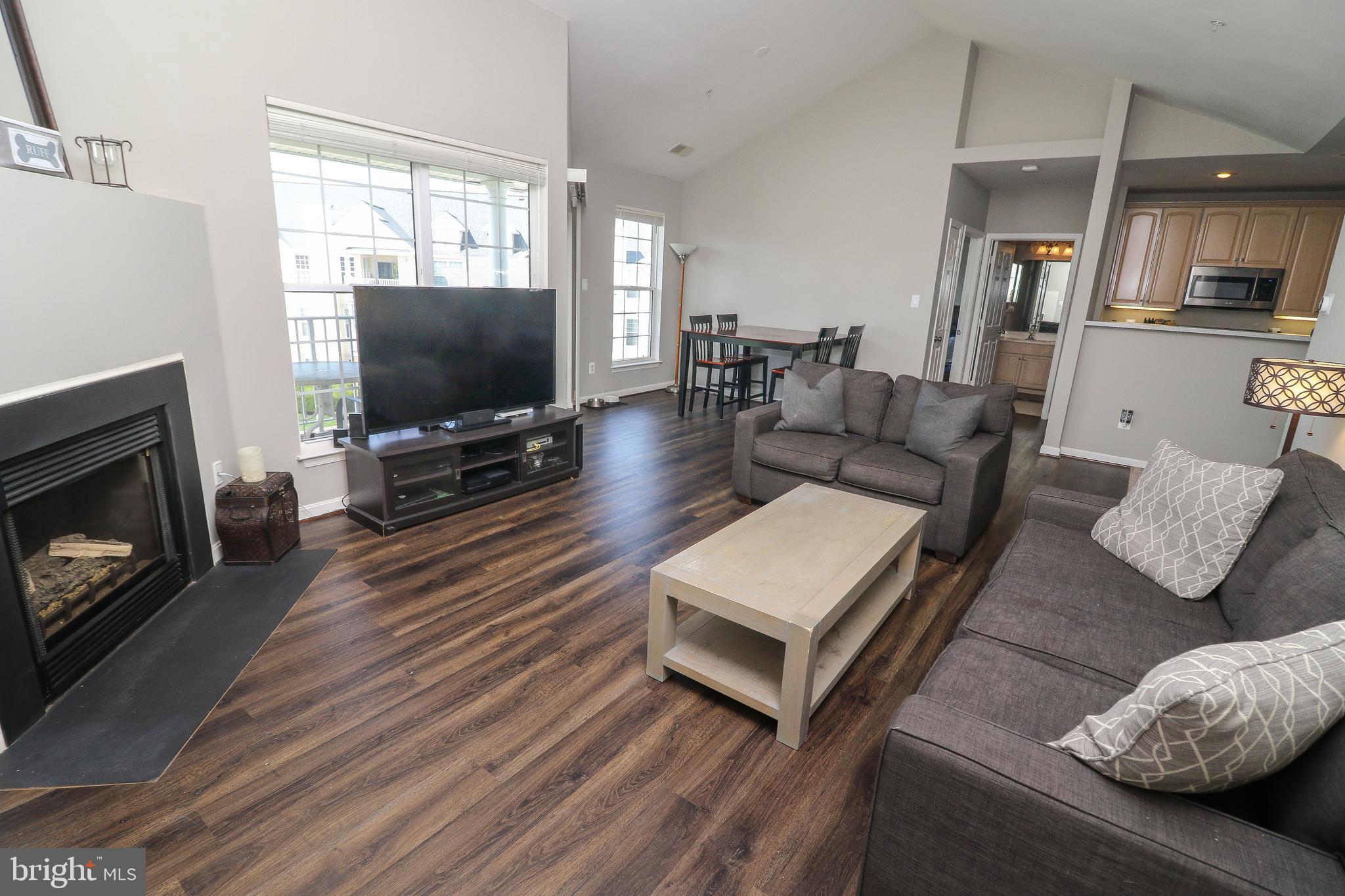 SOUTH RIDING - Residential