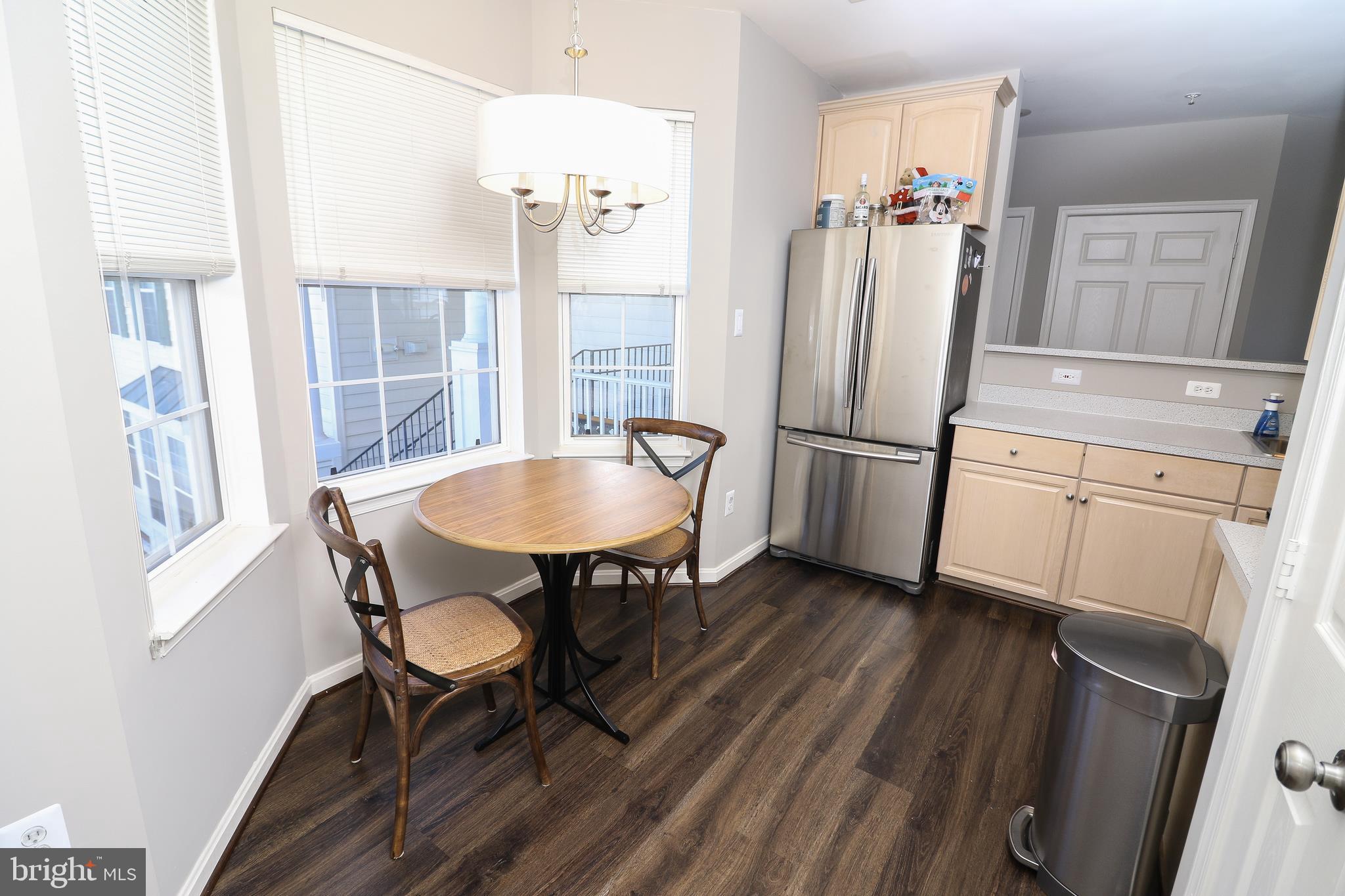 SOUTH RIDING - Residential