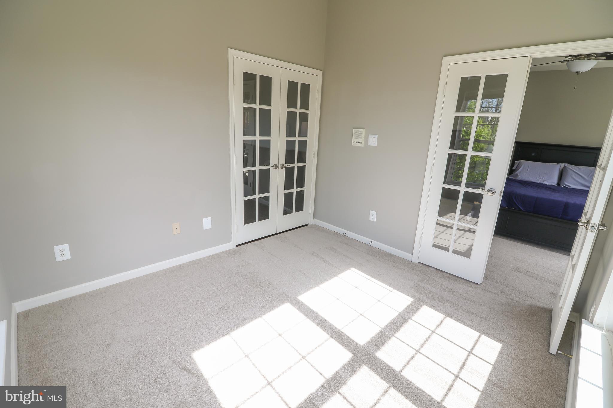 SOUTH RIDING - Residential