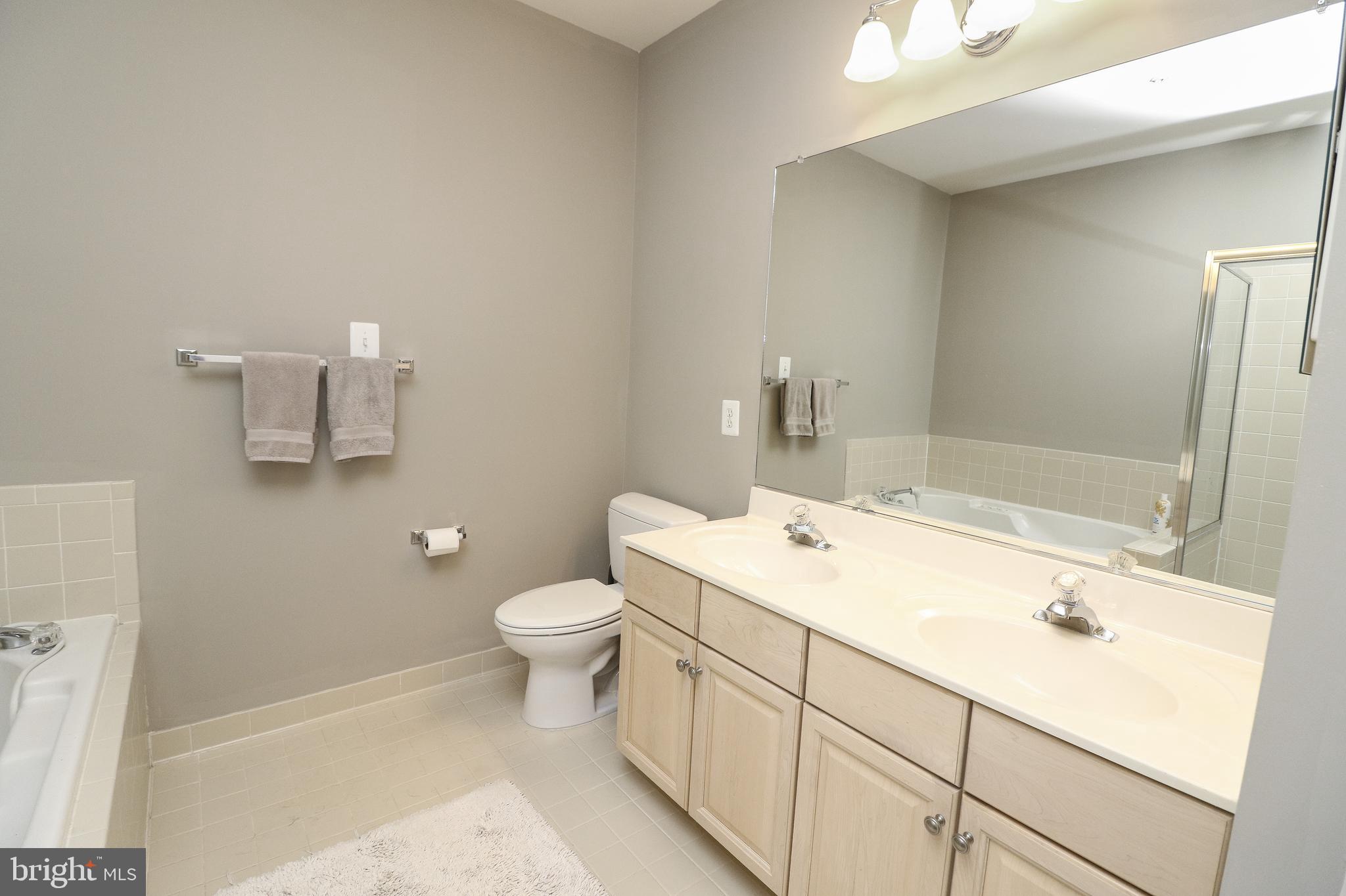 SOUTH RIDING - Residential