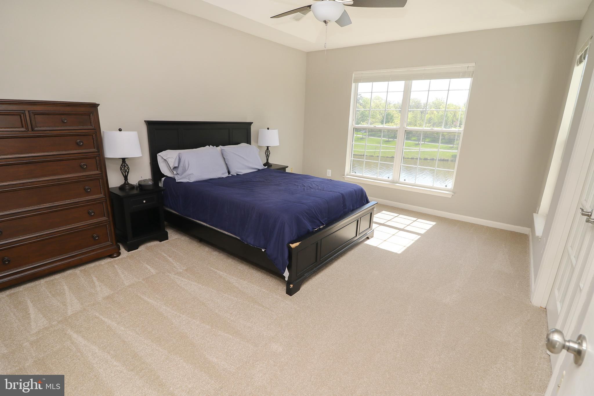 SOUTH RIDING - Residential