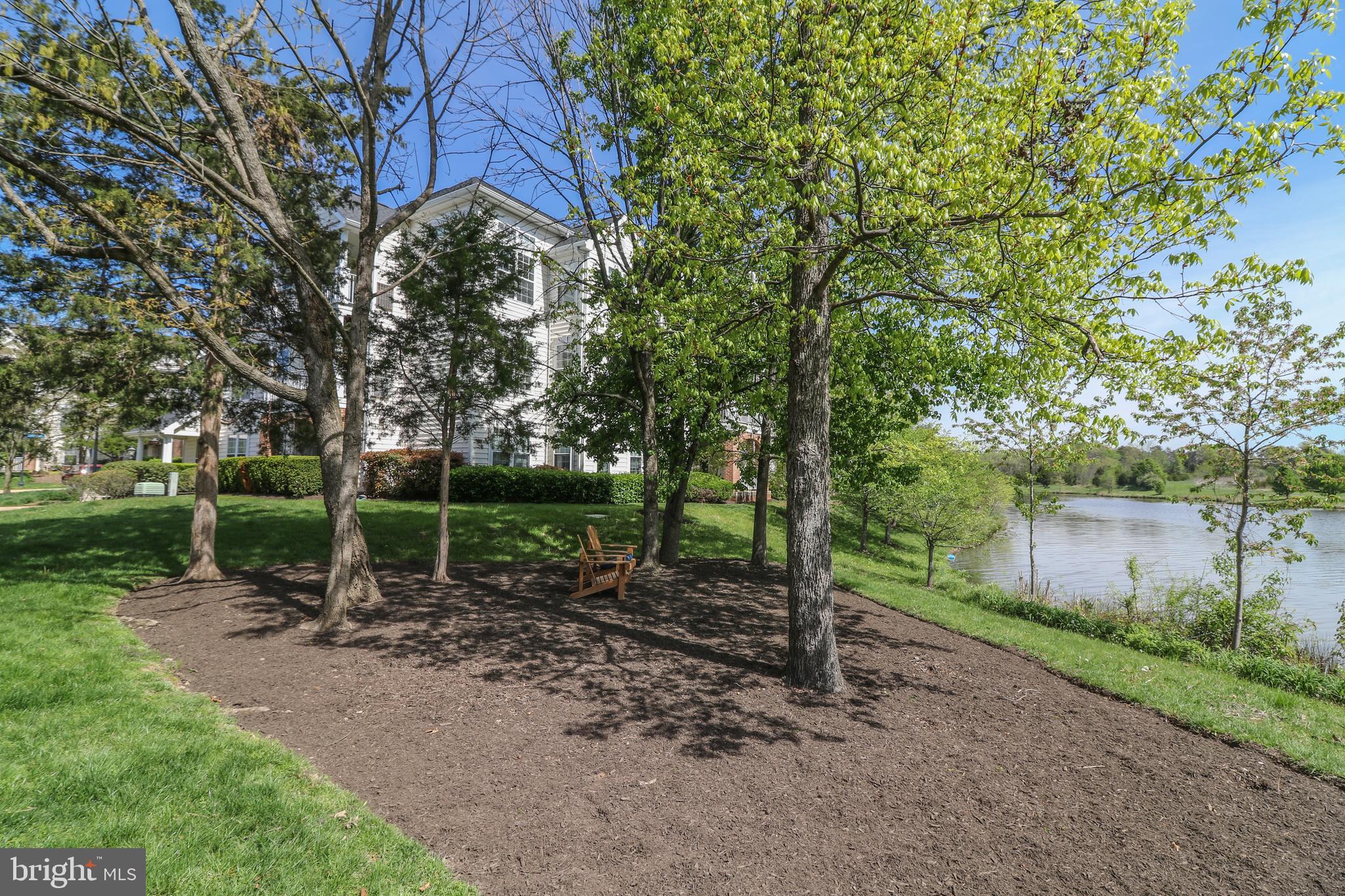 SOUTH RIDING - Residential