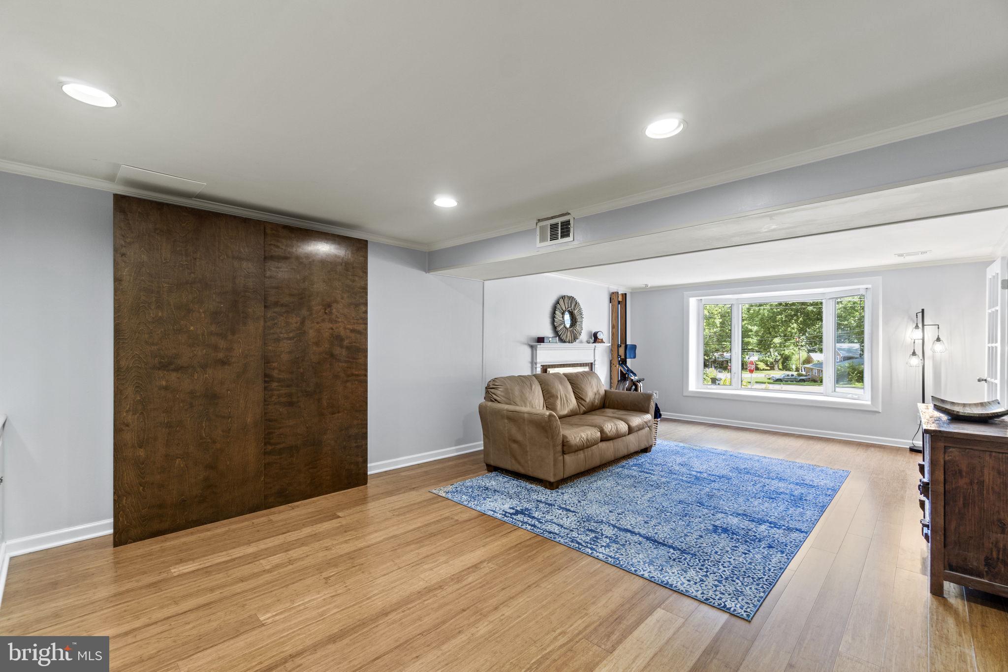 NORTH SPRINGFIELD - Residential Lease