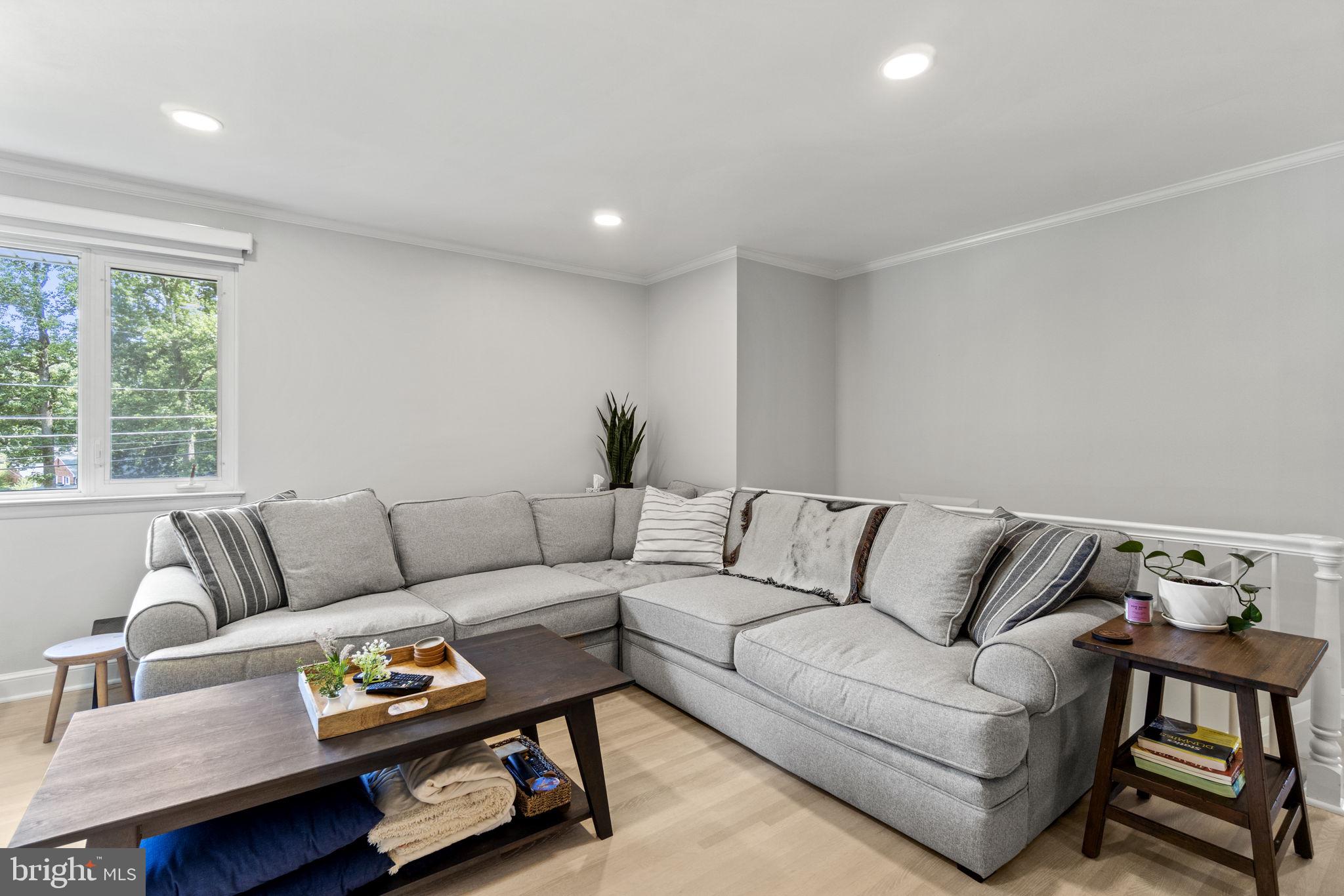 NORTH SPRINGFIELD - Residential Lease