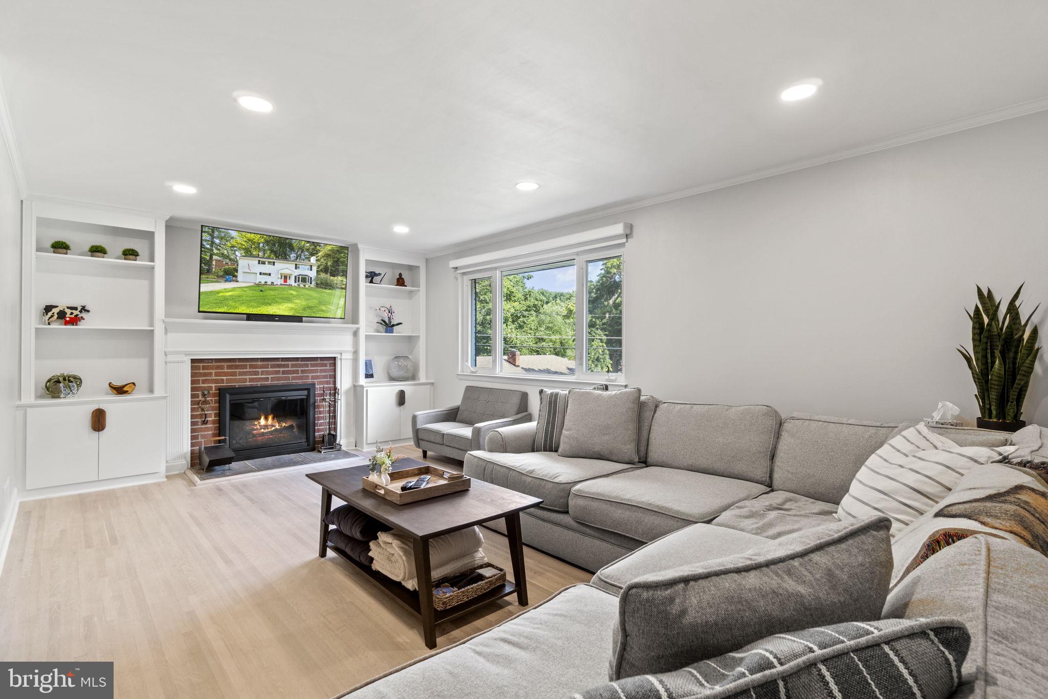 NORTH SPRINGFIELD - Residential Lease