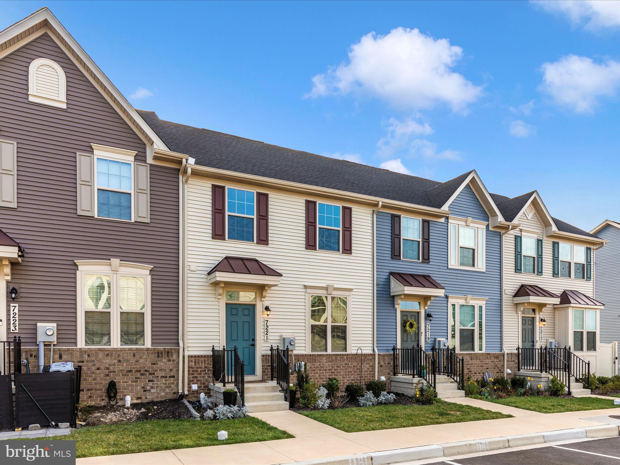 LAKE LINGANORE - Residential