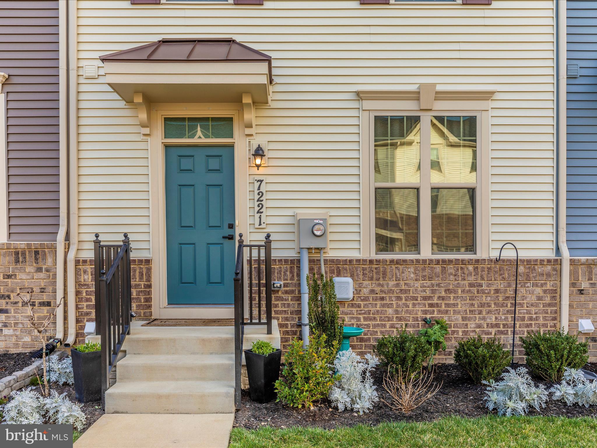 LAKE LINGANORE - Residential