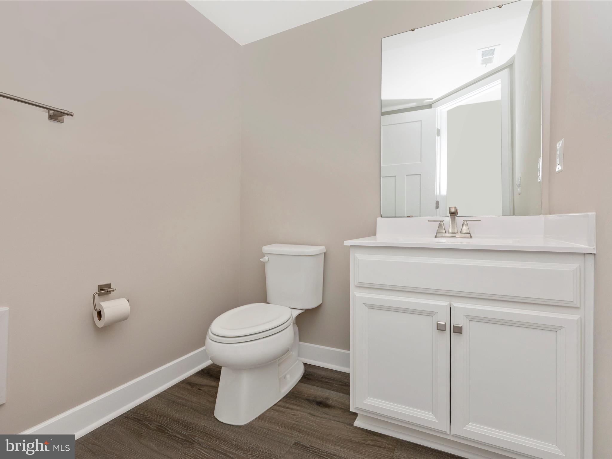 LAKE LINGANORE - Residential