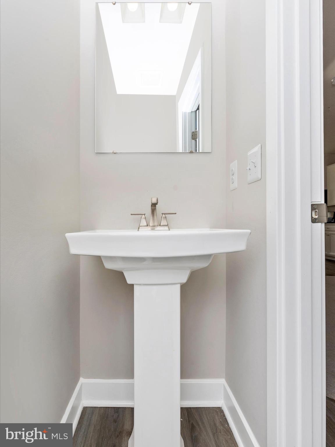 LAKE LINGANORE - Residential