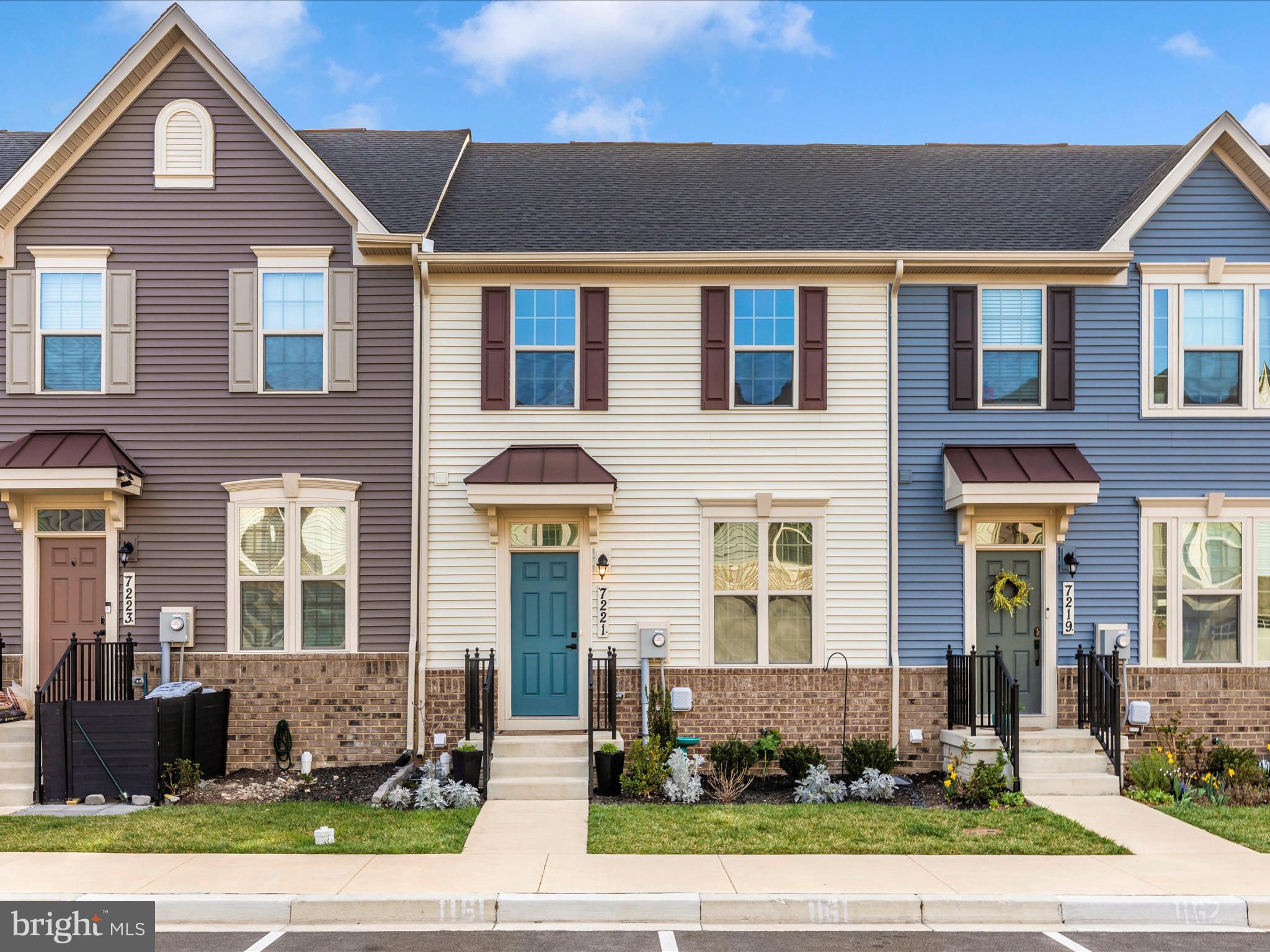 LAKE LINGANORE - Residential