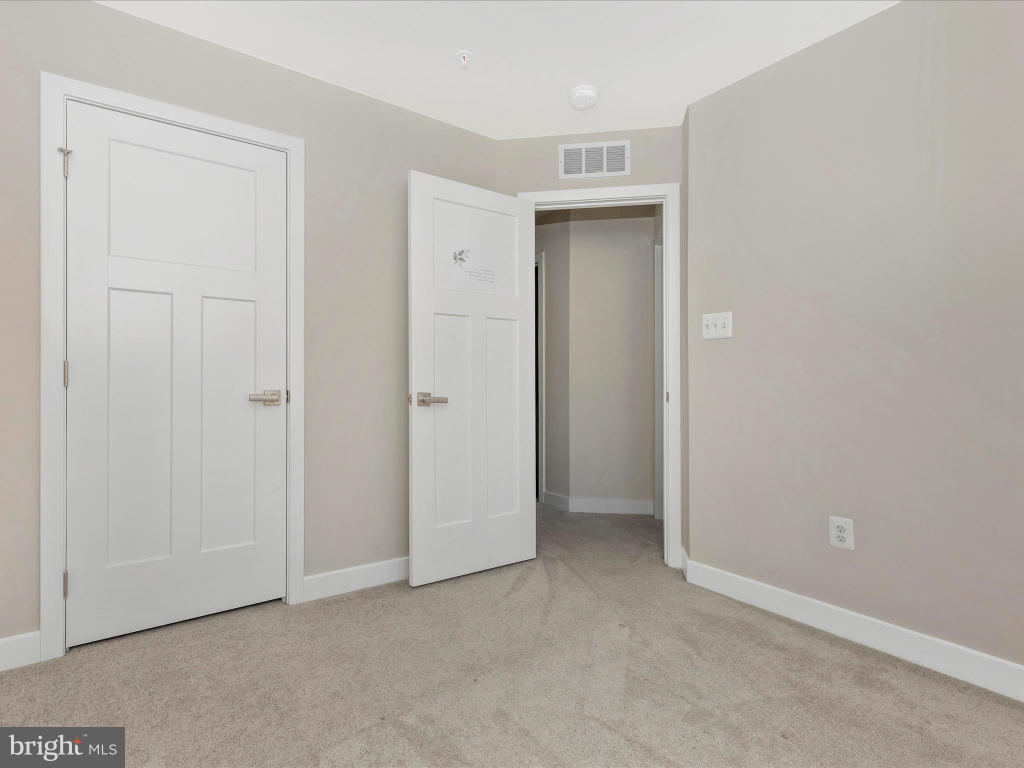 LAKE LINGANORE - Residential