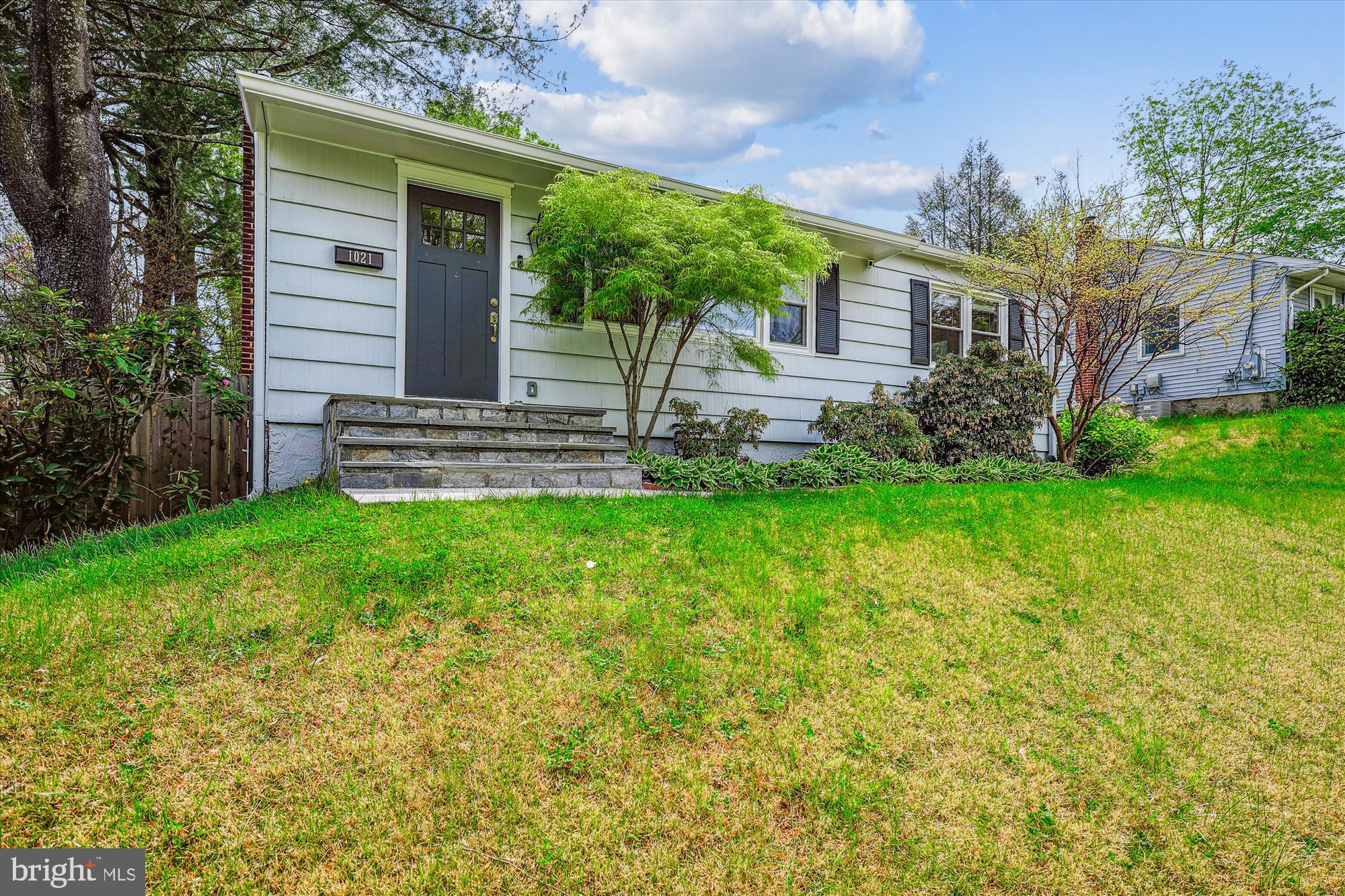 SILVER ROCK - Residential