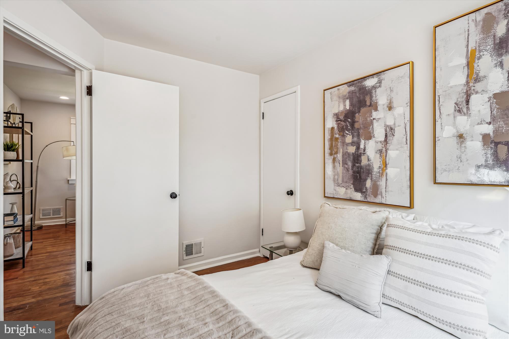 SILVER ROCK - Residential