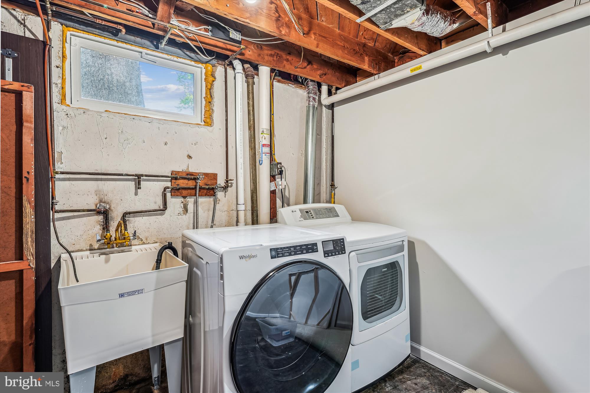 SILVER ROCK - Residential