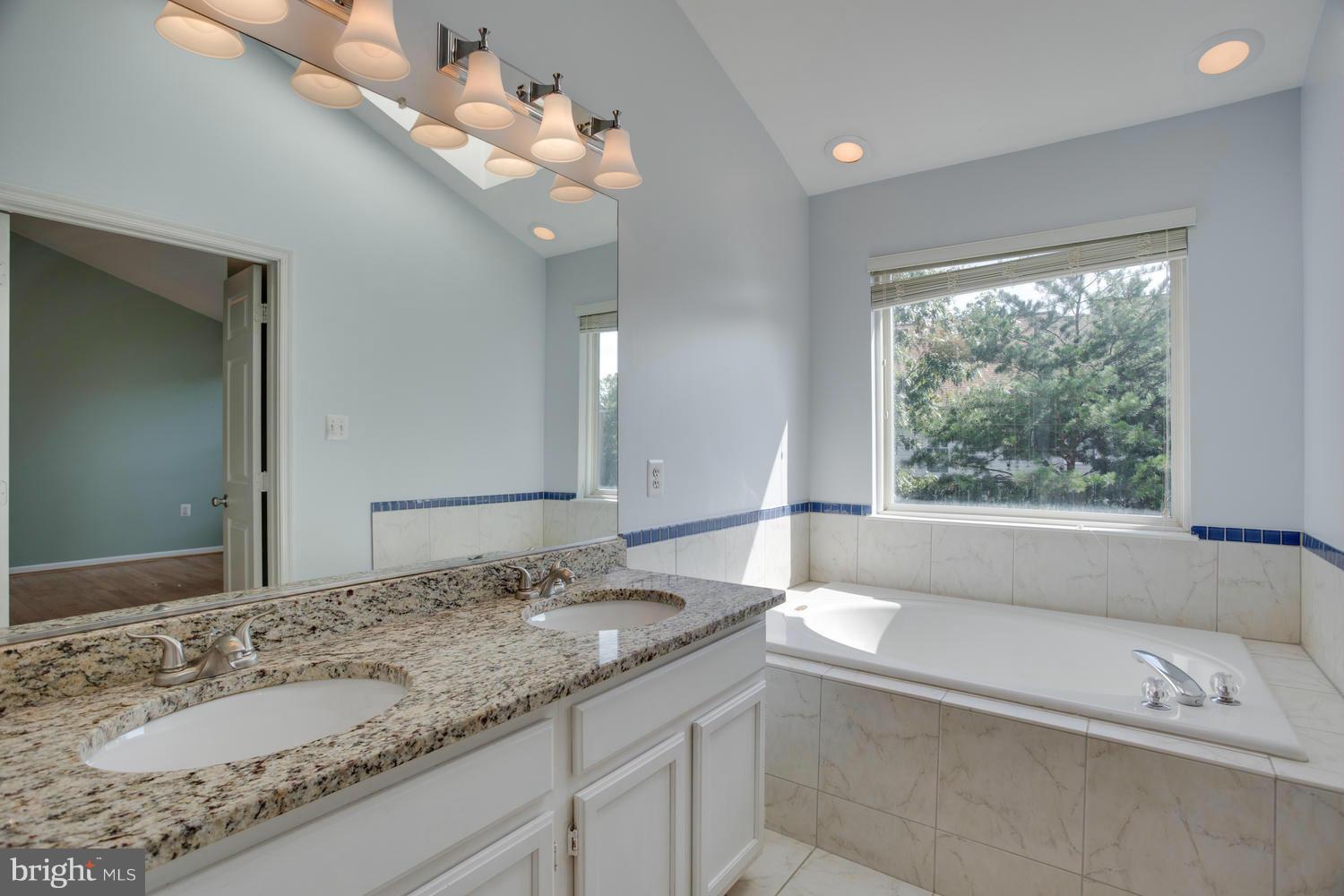 POTOMAC LAKES - Residential