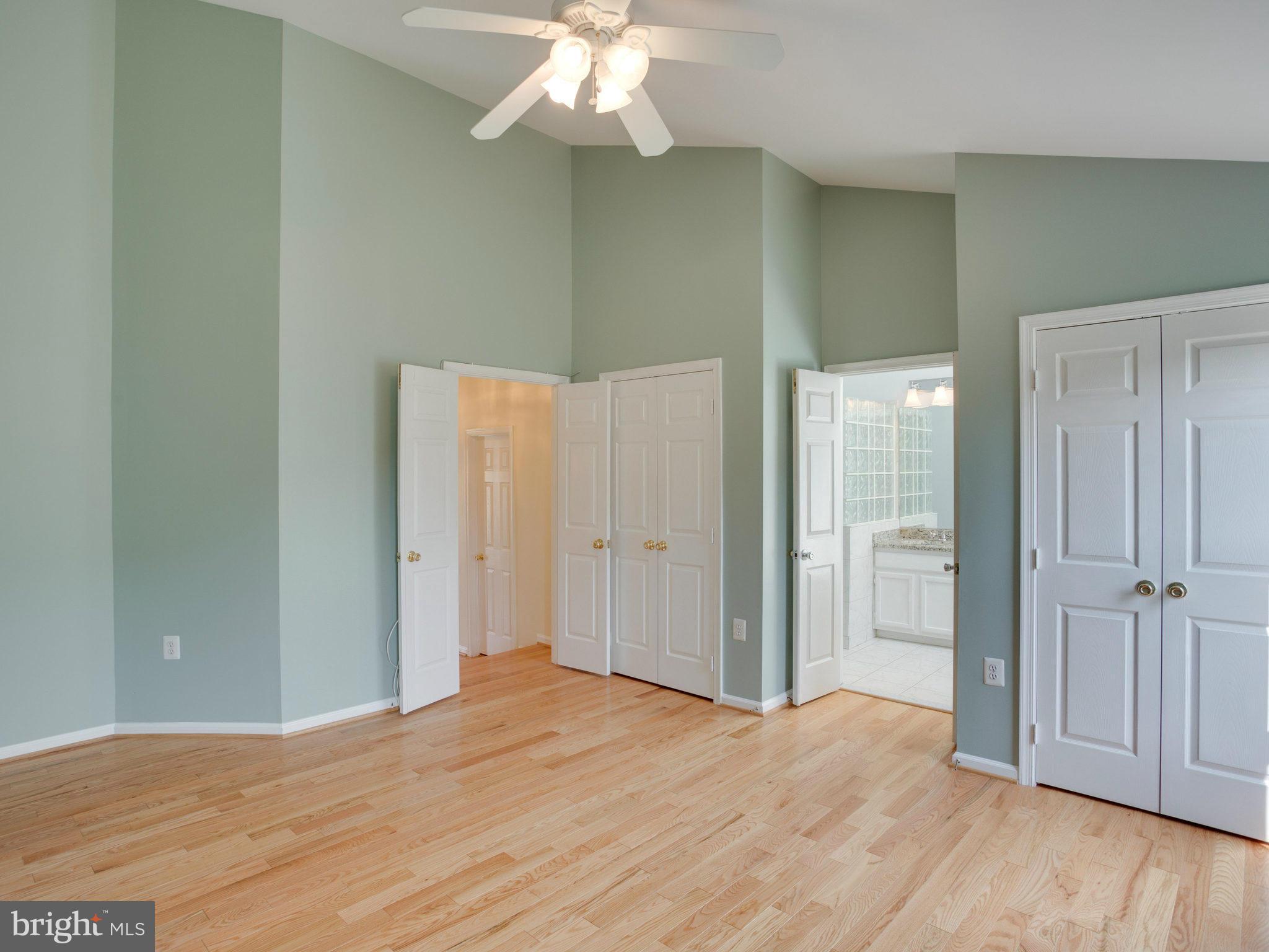 POTOMAC LAKES - Residential