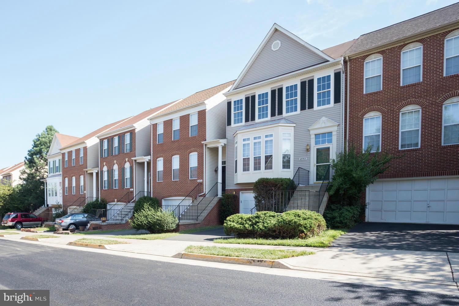 POTOMAC LAKES - Residential