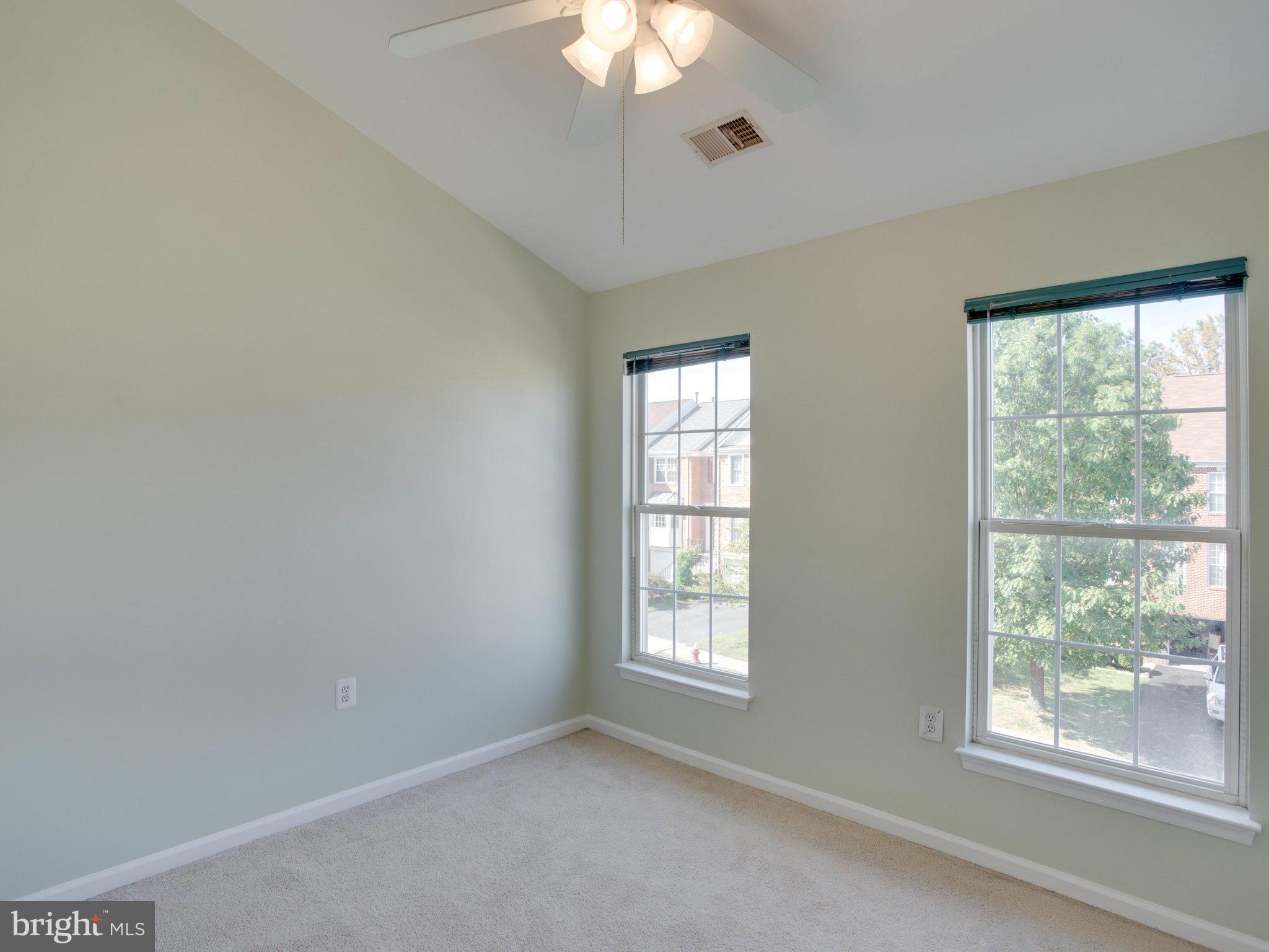 POTOMAC LAKES - Residential