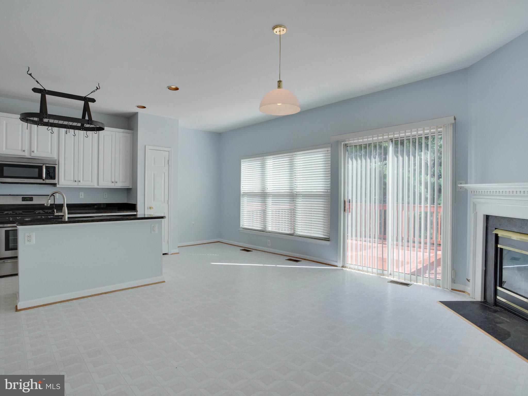 POTOMAC LAKES - Residential