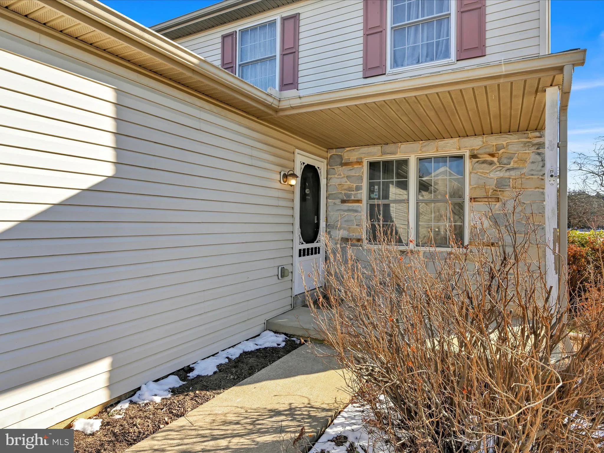 Quarryville, Pennsylvania 17566, United States, 3 Bedrooms Bedrooms, ,2 BathroomsBathrooms,Residential,Pending,16727