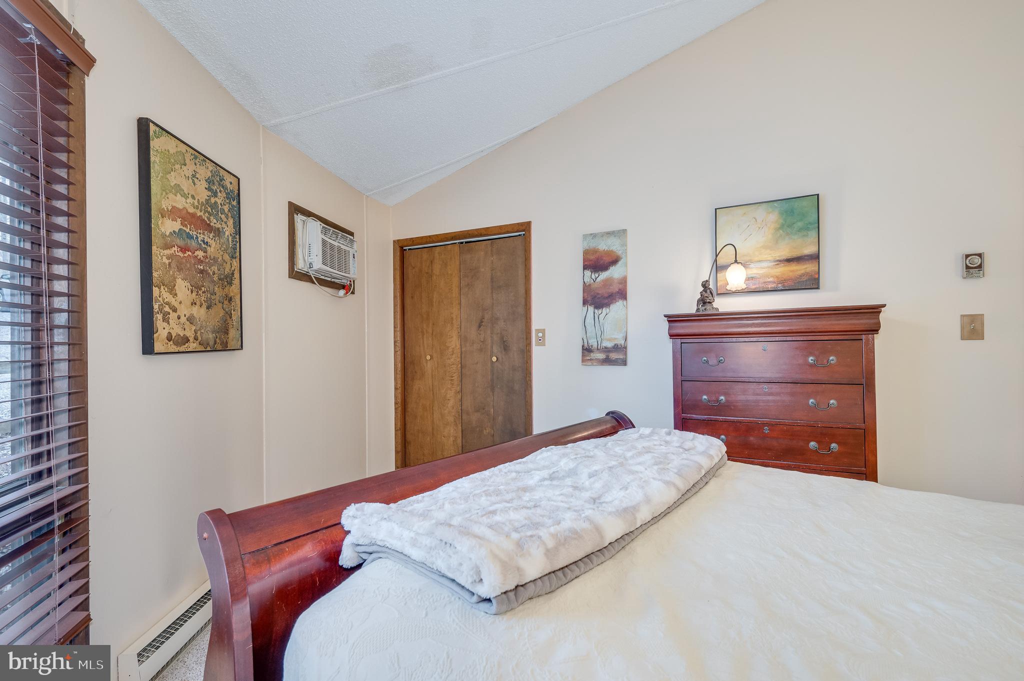 THE WOODS - Residential