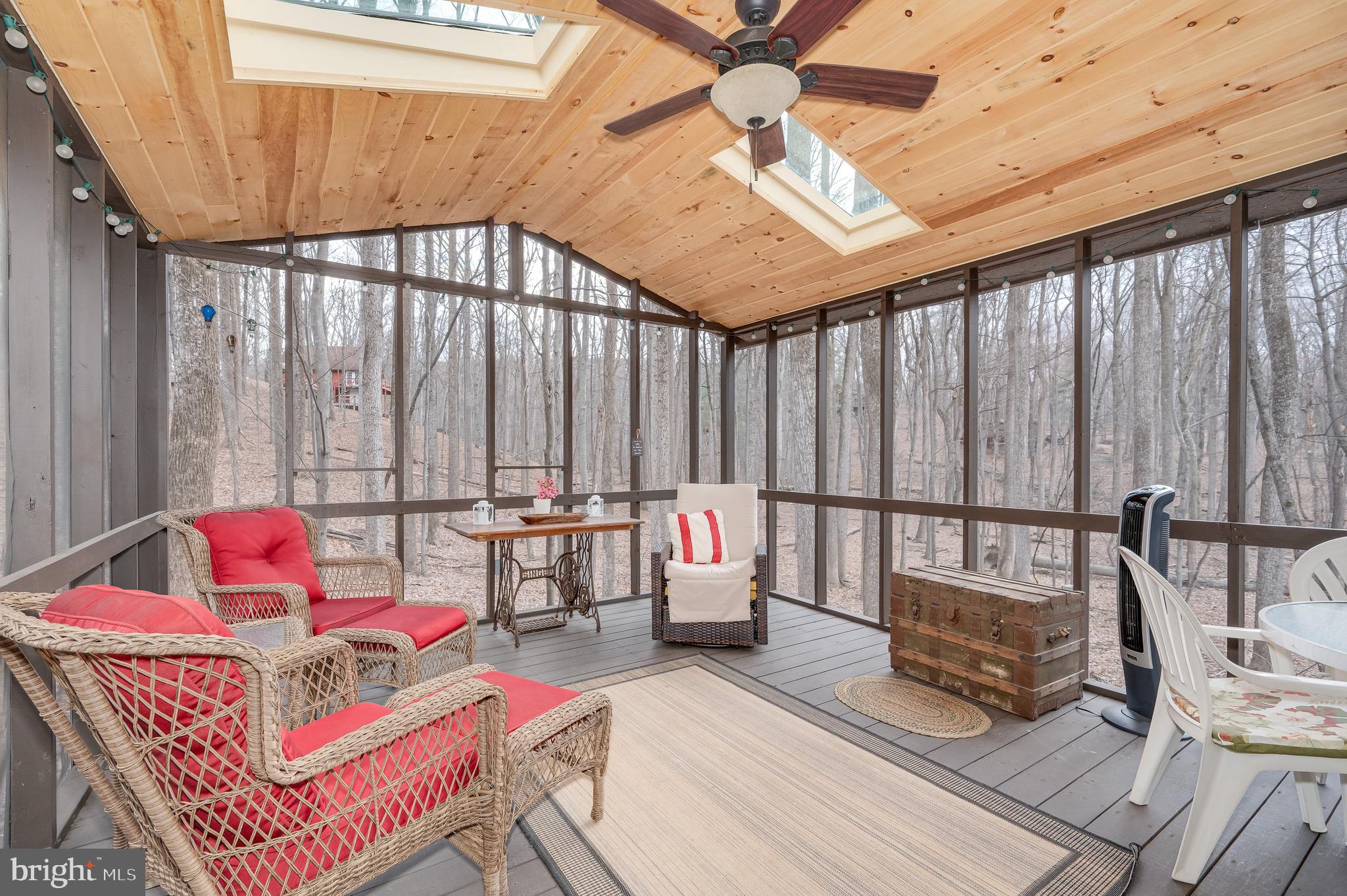 THE WOODS - Residential