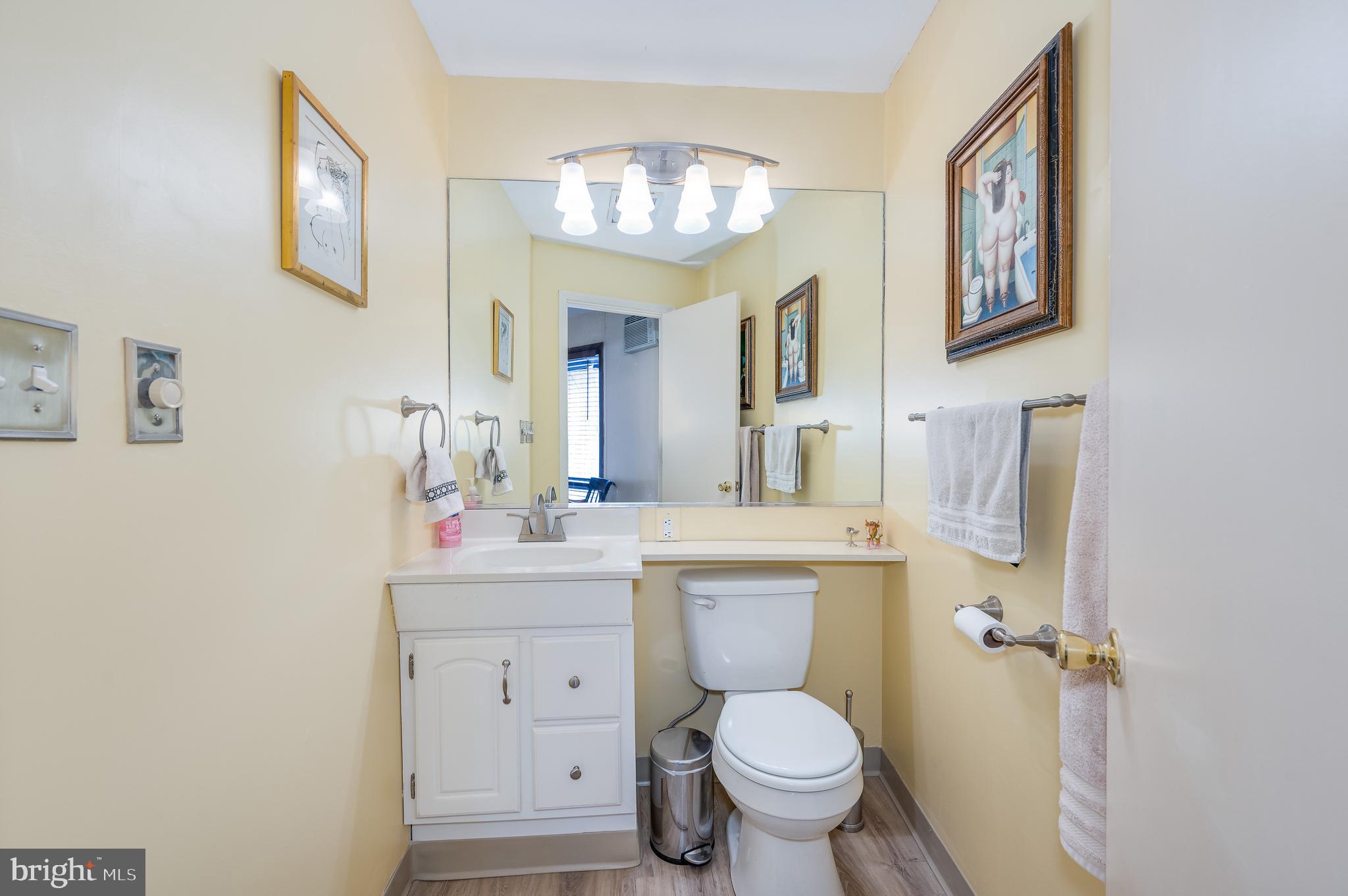 THE WOODS - Residential