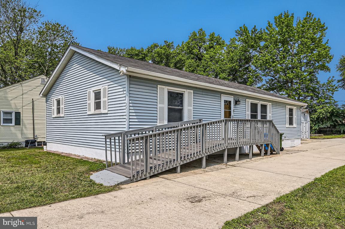 2414A WILLOUGHBY BEACH ROAD