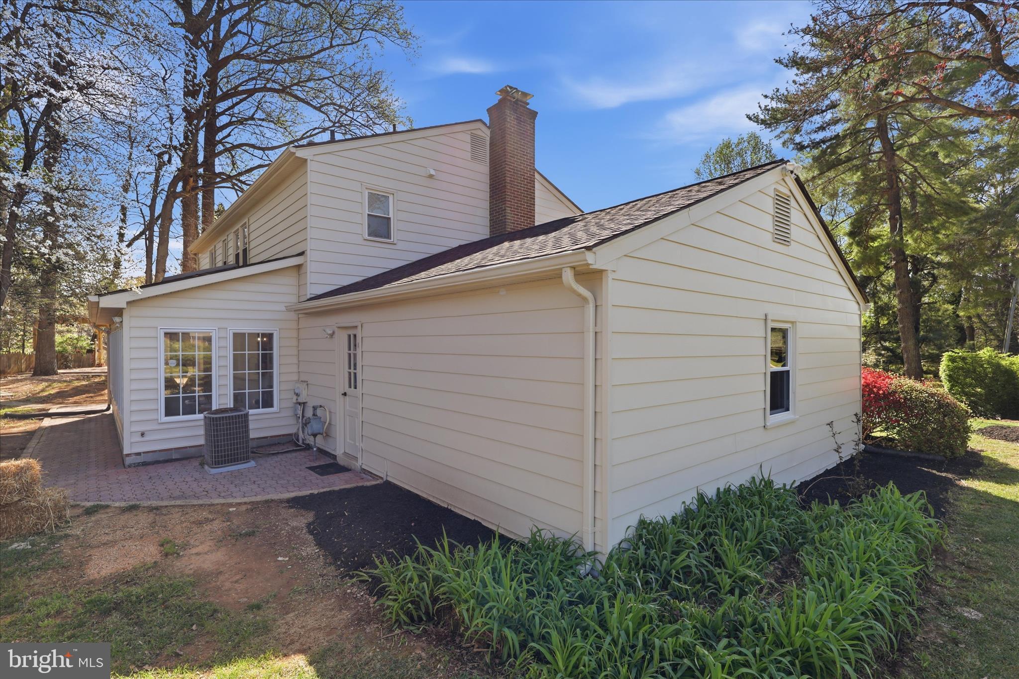 OAK HILL - Residential