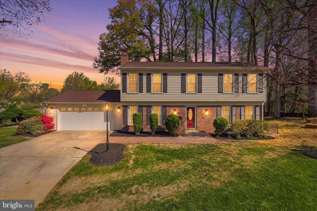 Photo of 4824 Holborn Avenue, ANNANDALE, VA 22003 (MLS # VAFX2292176)
