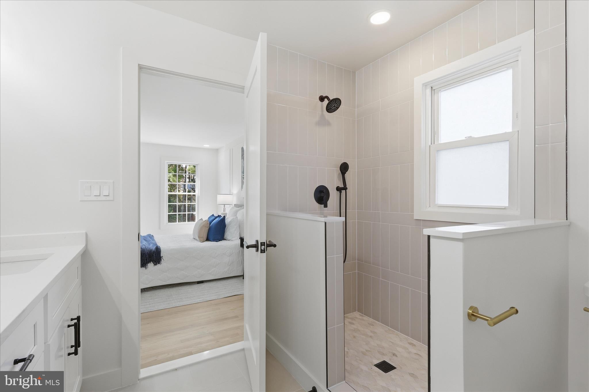 OAK HILL - Residential