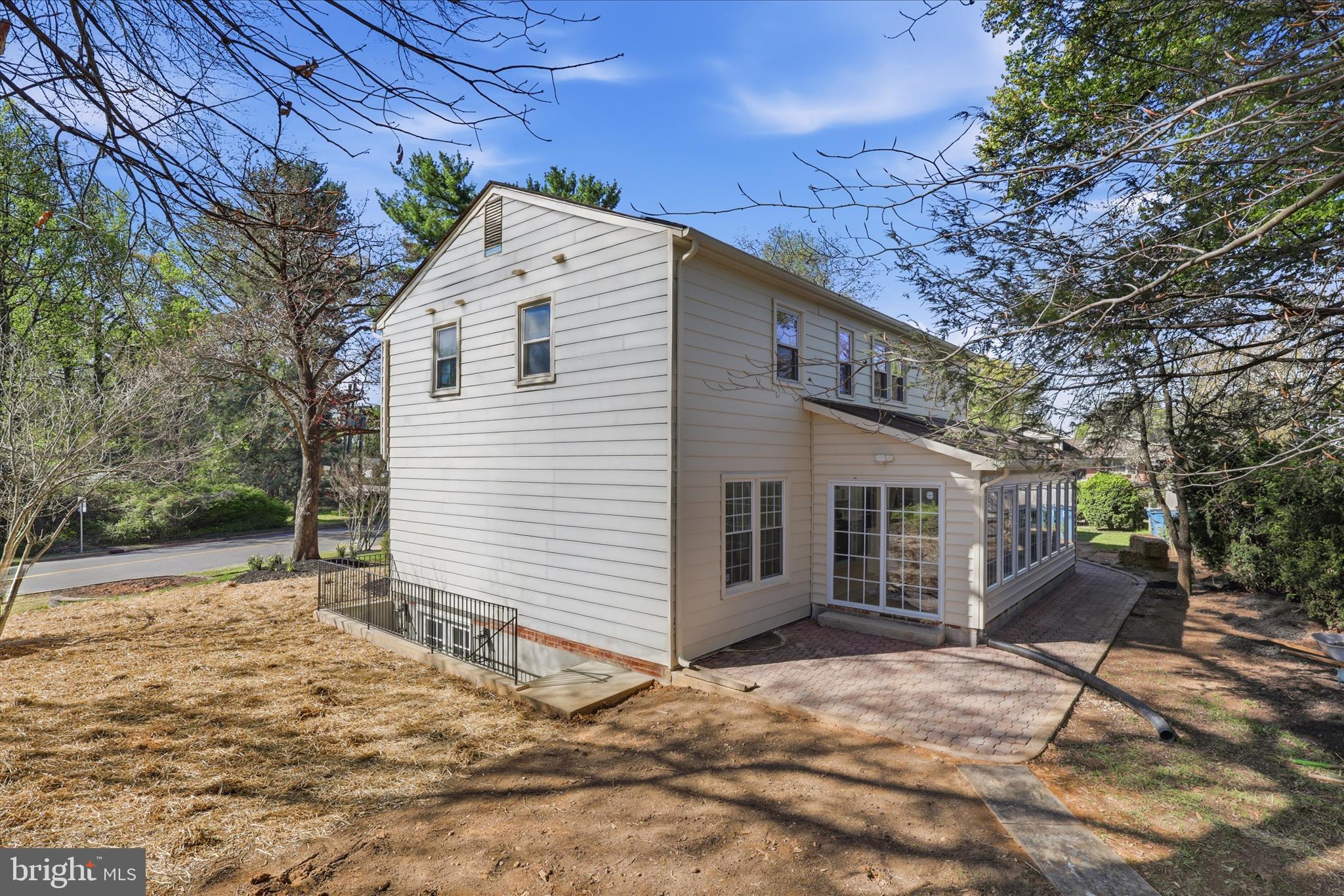 OAK HILL - Residential