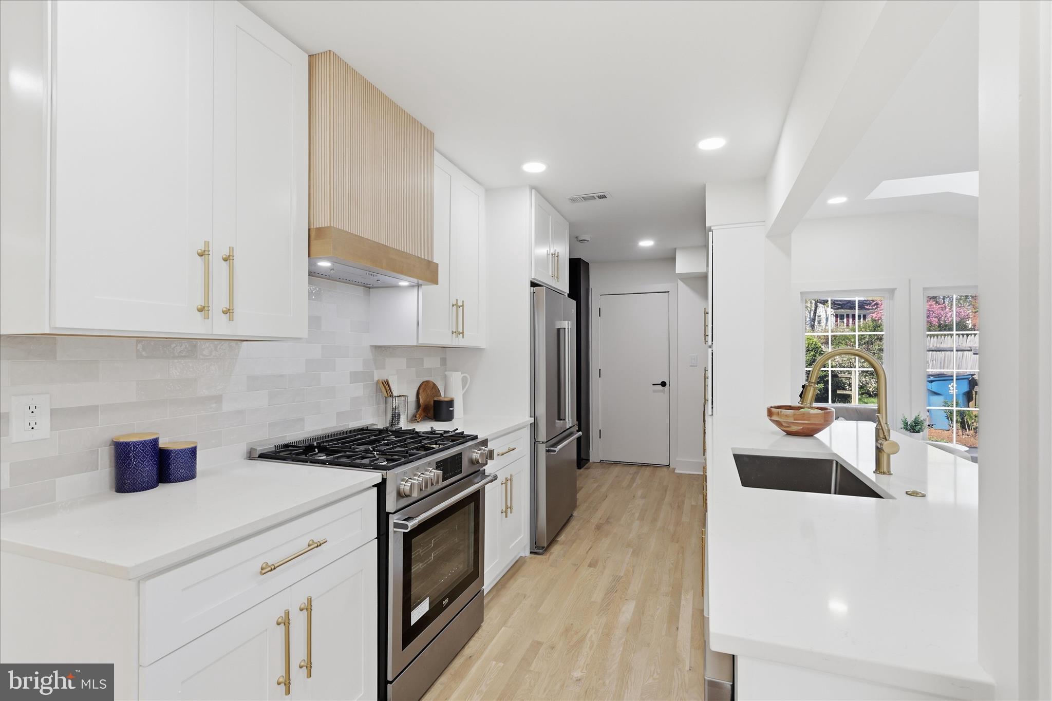 OAK HILL - Residential